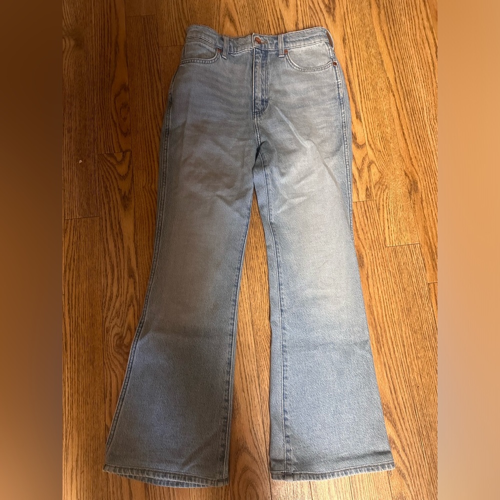 Wrangler Westward 626 High Rise Boot Jean with cool flower on the black